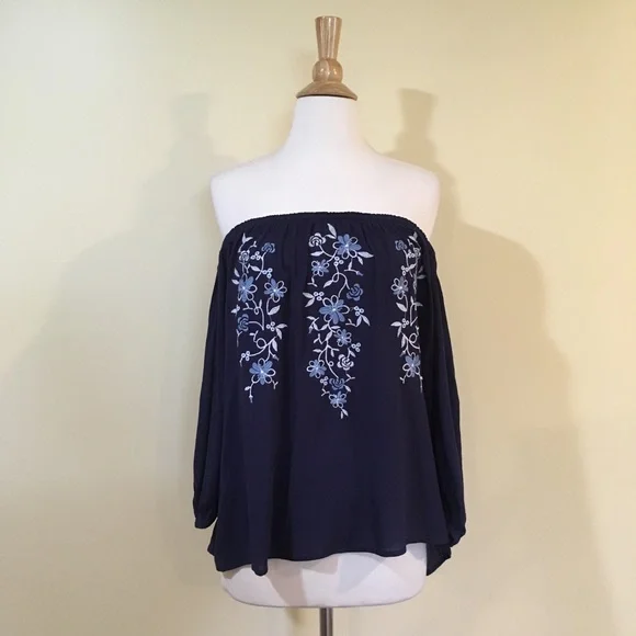 White Floral Embroidered Off Shoulder Navy Blouse - Picture 3 of 7